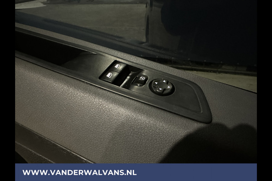 Peugeot Expert 2.0 BlueHDI 123pk L3H1 Euro6 Airco | Navigatie | Apple Carplay | Android Auto | Cruisecontrol Parkeersensoren, Dakdragers, Bijrijdersbank, 2500kg trekvermogen