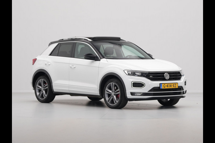 Volkswagen T-Roc 1.5 TSI 150pk Sport R-Line Panorama Trekhaak El. Klep Navigatie 24