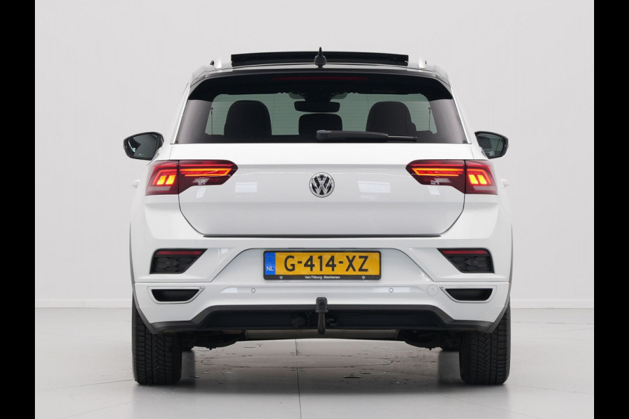 Volkswagen T-Roc 1.5 TSI 150pk Sport R-Line Panorama Trekhaak El. Klep Navigatie 24