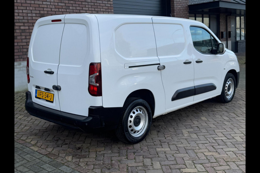 Opel Combo 1.5D L2H1 Edition / 100 PK / Navigatie / Cruise Control / Parkeersensoren / Gatelock / 1e Eigenaar