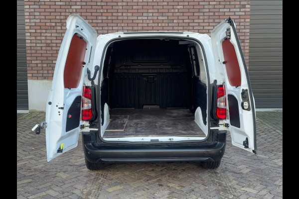 Opel Combo 1.5D L2H1 Edition / 100 PK / Navigatie / Cruise Control / Parkeersensoren / Gatelock / 1e Eigenaar