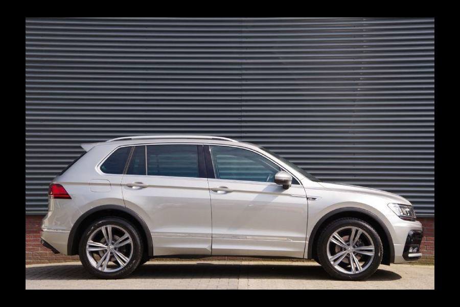 Volkswagen Tiguan 1.5 TSI ACT Highline Business R-Line AUT. PANO, LED, LEDER, ACC, VIRTUAL COCKPIT, NAVI, PARKEERSENSOREN, CLIMA, 19'' LMV, NL AUT