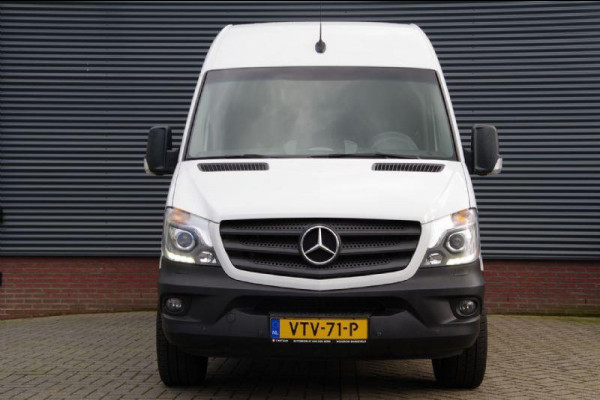 Mercedes-Benz Sprinter 319 3.0 CDI V6 AUT. XENON, NAVI, CRUISE, AIRCO, STANDKACHEL, STOELVERWARMING, PARKEERSENSOREN, TREKHAAK