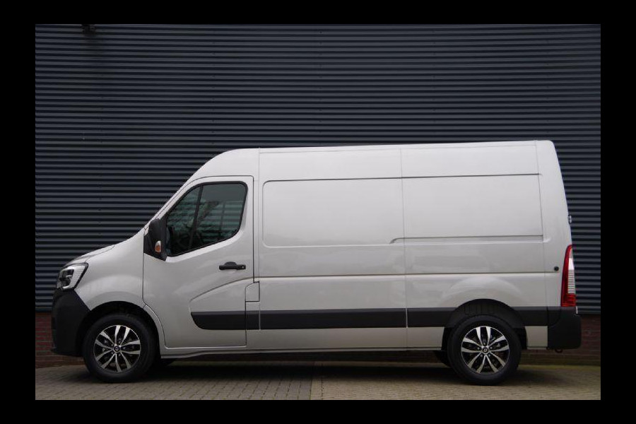 Renault Master T35 2.3 dCi 135PK L2H2 Work Edition CAMERA, NAVI, CRUISE, AIRCO, APPLE CARPLAY/ANDROID, PDC DUBBELE CABINE LEVERB.