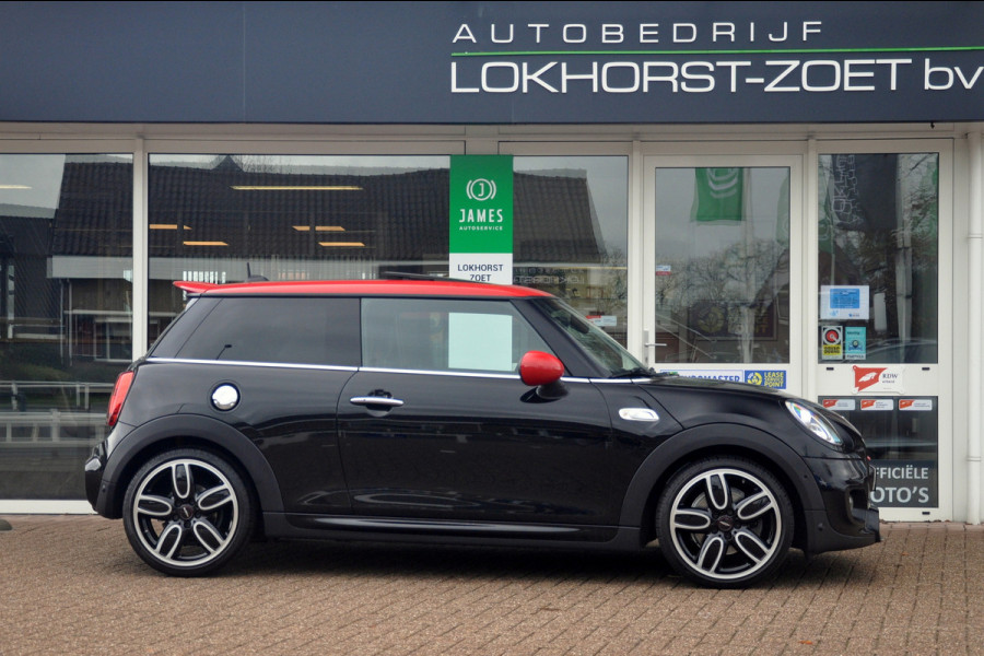 MINI Mini 2.0 Cooper S Automaat | JCW Pakket | 18 inch | Panoramadak | Origineel NL auto