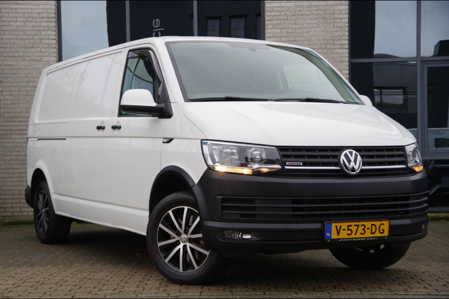 Volkswagen Transporter 2.0 TDI L2 4Motion 204PK AUT. 2X SCHUIFDEUR, TREKHAAK, CAMERA, NAVI, CRUISE, AIRCO, STOELVERWARMING