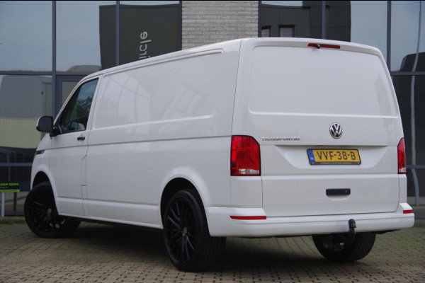 Volkswagen Transporter 2.0 TDI L2 150PK AUT-7, ADAPT. CRUISE, TREKHAAK, CAMERA, NAVI, APPLE CARPLAY/ANDROID AUTO, AIRCO