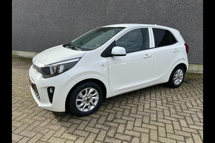 Kia Picanto 1.0 MPi ComfortPlusLine | CARPLAY | NAVI | STOEL/STUURVERWARMING | APK T/M 29-1-2027 | GROTE BEURT | NIEUWE BANDEN