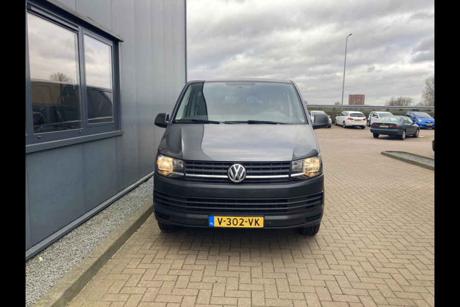 Volkswagen Transporter 2.0 TDi 150pk EURO6 L2H1 DC Dubbele Cabine NAVI/AIRCO/PDC/TREKHAAK