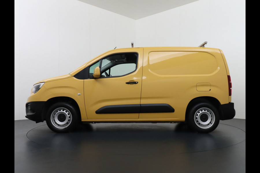 Opel Combo 1.5D L1H1 Edition 13x Op voorraad! 3-Persoons Airco Cruise Control Bluetooth Elektr.ramen Elektr.spiegels+Verwarmd Centr.Vergr+a Schuifdeur Betonplex vloer Lat om Lat betimmering Super Nette Combo!