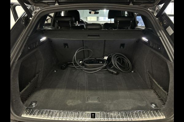 Audi e-tron e-tron 55 quattro advanced 95 kWh | S-line! | Bang & Olufsen | Audi connectivity Soh (batterijcheck) 91,33 %