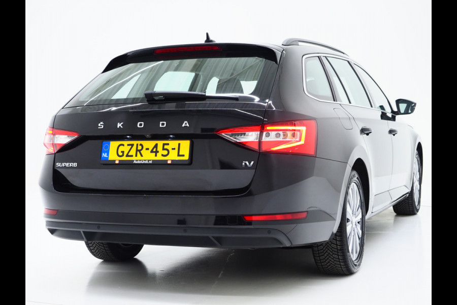 Škoda Superb Combi 1.4 TSI iV 218PK | Adaptive Cruise | Camera | Stoel/Stuur verwarming | Carplay