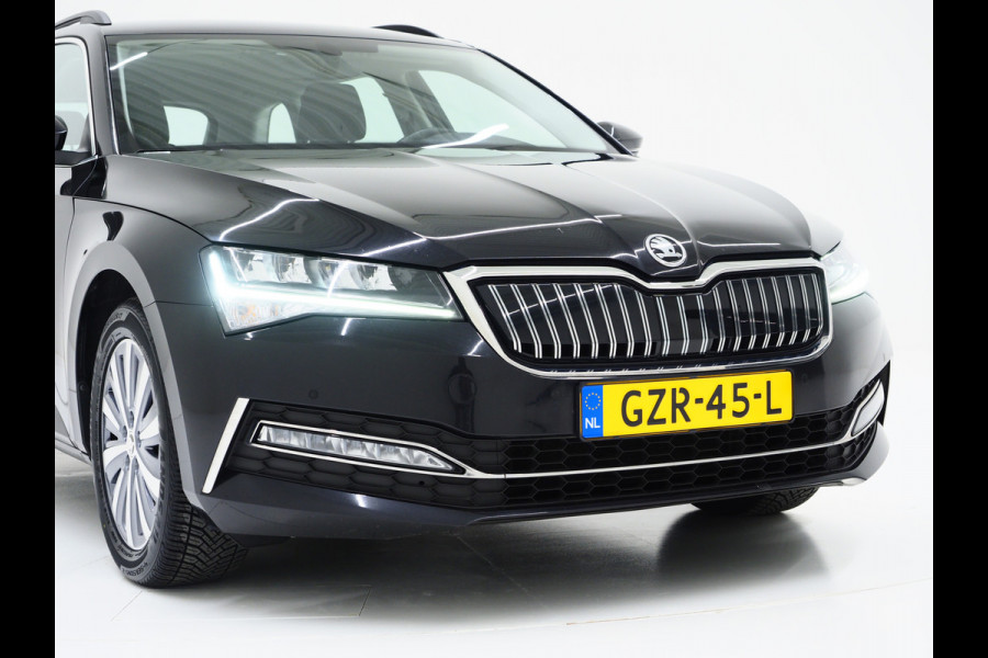 Škoda Superb Combi 1.4 TSI iV 218PK | Adaptive Cruise | Camera | Stoel/Stuur verwarming | Carplay