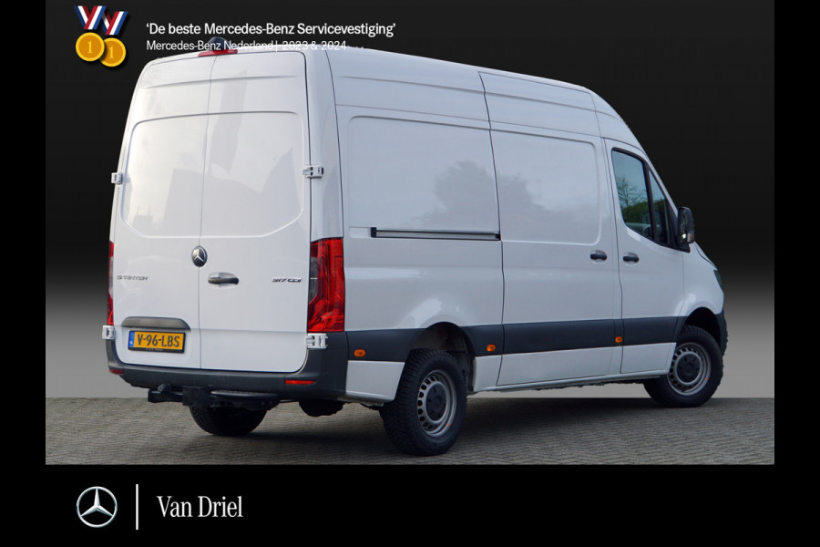 Mercedes-Benz Sprinter Sprinter 317 1.9 CDI L2H2 RWD BPM vrij | 2800 kg Trekhaak | Camera Stoelverwarming