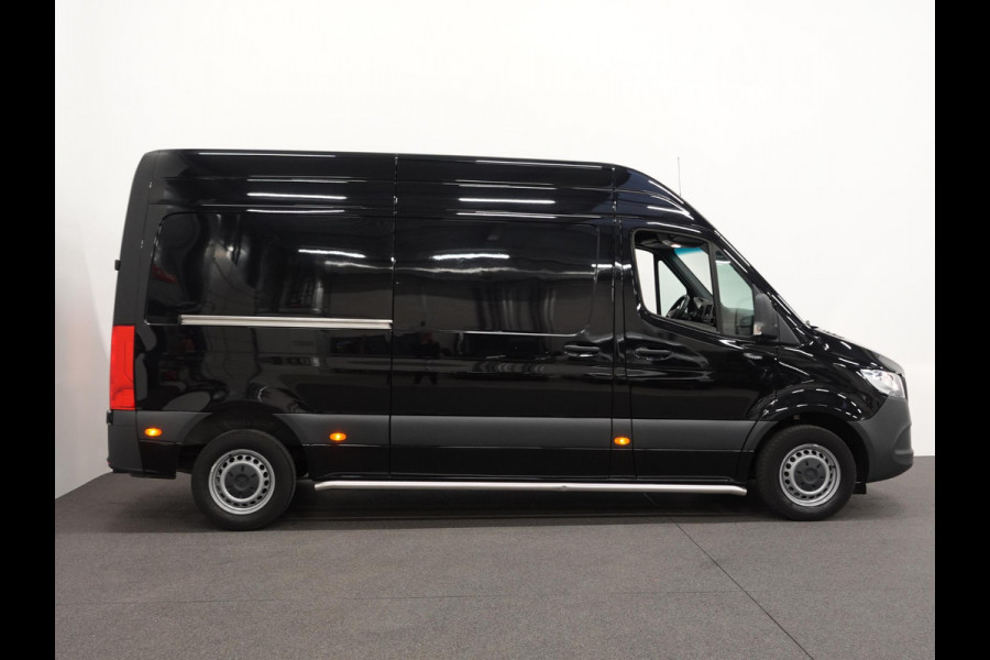 Mercedes-Benz Sprinter L2H2 Automaat Navi Airco Camera Parkeersensoren