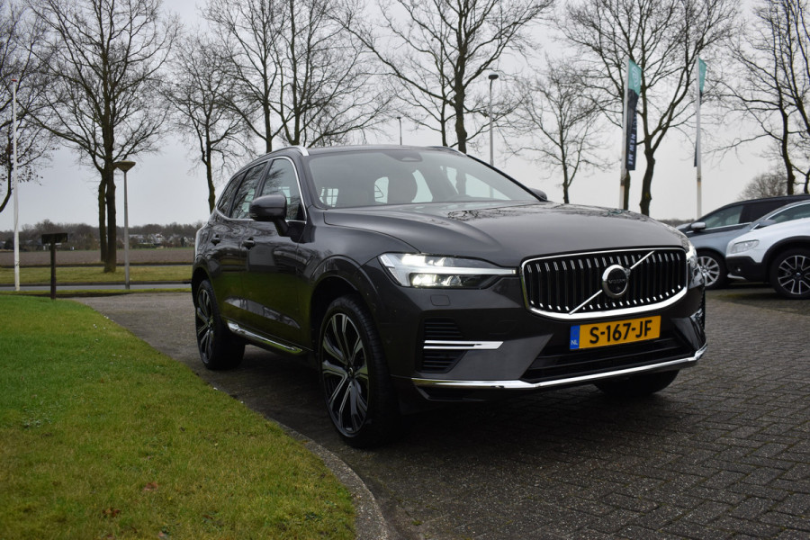 Volvo XC60 T8 455PK Plug-in hybrid AWD Ultimate Bright | Luchtvering | H&K | Massage stoelen | 360 camera | Trekhaak | ACC | HUD | 21"LMV