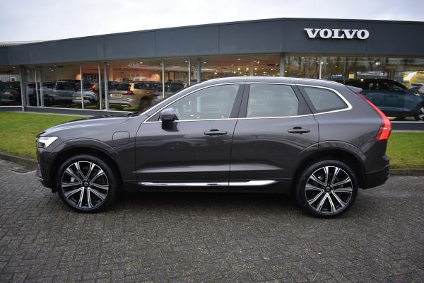 Volvo XC60 T8 455PK Plug-in hybrid AWD Ultimate Bright | Luchtvering | H&K | Massage stoelen | 360 camera | Trekhaak | ACC | HUD | 21"LMV