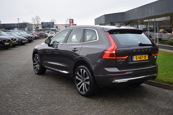 Volvo XC60 T8 455PK Plug-in hybrid AWD Ultimate Bright | Luchtvering | H&K | Massage stoelen | 360 camera | Trekhaak | ACC | HUD | 21"LMV