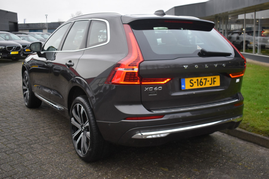 Volvo XC60 T8 455PK Plug-in hybrid AWD Ultimate Bright | Luchtvering | H&K | Massage stoelen | 360 camera | Trekhaak | ACC | HUD | 21"LMV