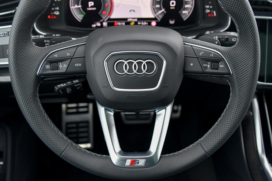 Audi Q8 55 TFSI e quattro Competition Plus S-Line. Carbon, Softcl, RS Seats, Pano, ACC, HUD, 360 3D, Luchtv, Keyless, CarPlay!