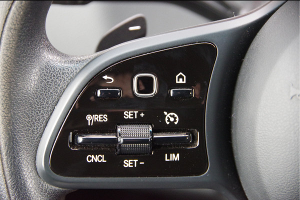 Mercedes-Benz Sprinter 319 3.0 CDI V6 L3H2 AUT-7, LEDER, 3.5T TREKHAAK, CRUISE, MBUX, CAMERA, STANDKACHEL, CLIMA, APPLE CARPLAY/ANDROID AUTO, PARKEERSE