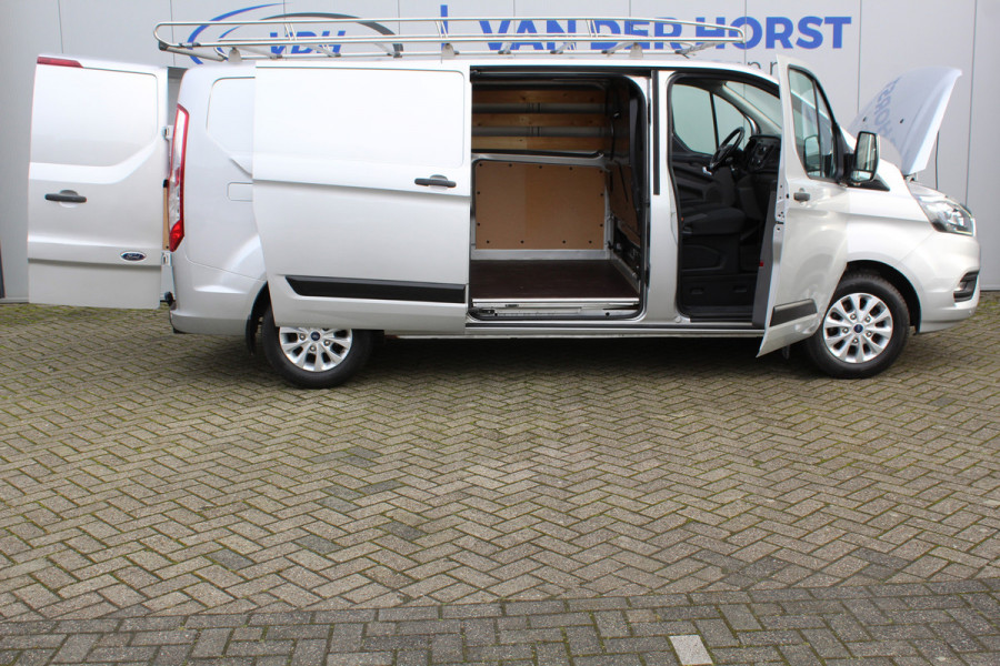 Ford Transit Custom 320 2.0-108pk TDCI L2H1 Trend. Keurige Ford Transit Custom, lengte 2. Airco, parkeersensoren v+a, metallic lak, imperiaal, telefoonvoorb., trekhaak, laadruimte betimmerd, 3-zits etc.