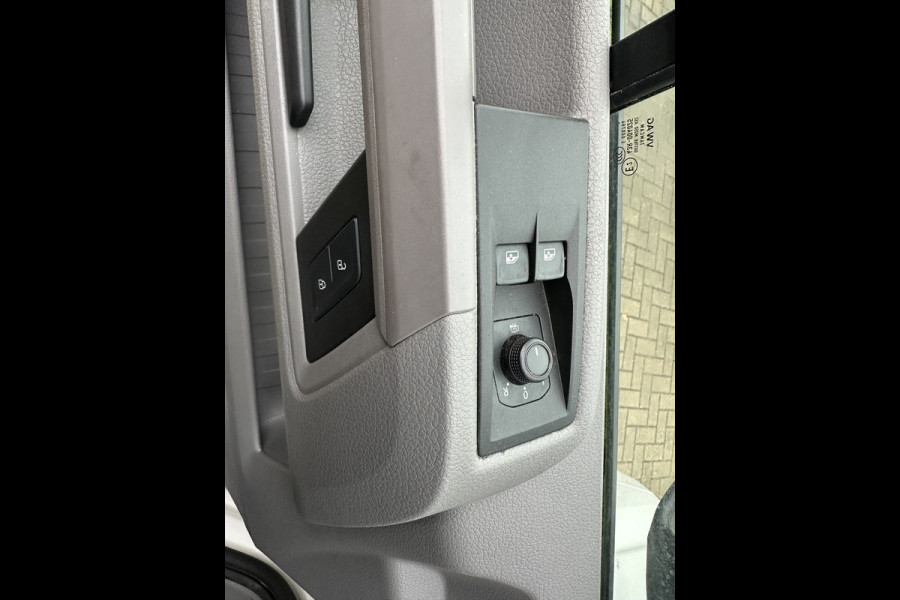 Volkswagen Crafter 35 2.0 TDI 177PK EURO 6**BPM VRIJ**L3H3 Cruise control/apple CarPlay/achteruitrijcamera