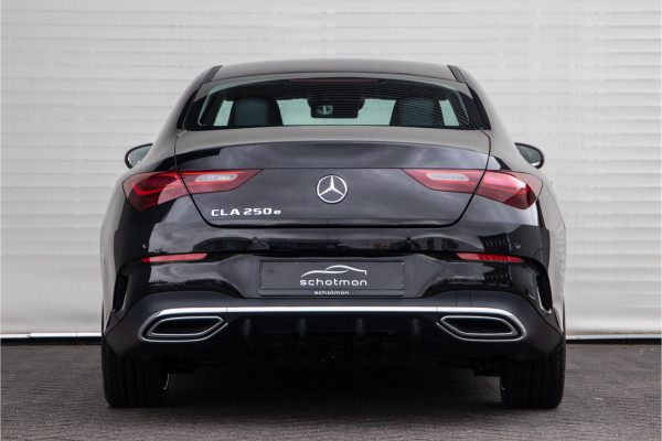 Mercedes-Benz CLA-Klasse 250 e AMG Facelift, Distronic, Trekhaak, Widescreen, Sfeerverlichting, Hybrid 2024