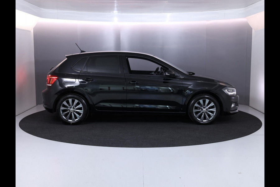 Volkswagen Polo 1.0 TSI Highline 95 pk | Navigatie | Parkeersensoren | Achteruitrijcamera | Adaptieve cruise control | Autom. airco | LED koplampen | Digitaal instrumentenpaneel |