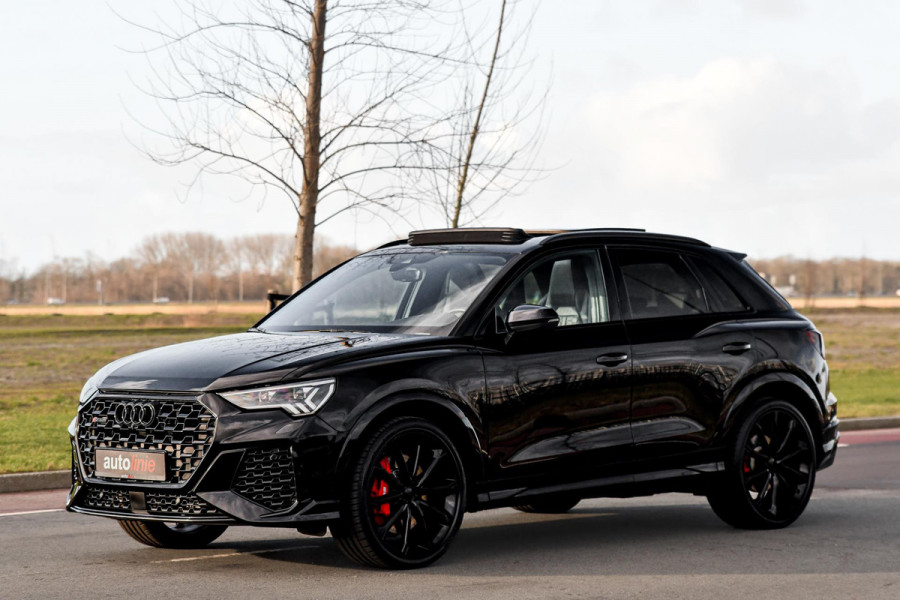 Audi RS Q3 Pano, Carbon, 360, RS Seats, ACC, B&O, Keyless, CarPlay, Sfeer, Dodeh, Matrix!