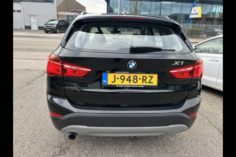 BMW X1 sDrive 18i Business Edition Plus