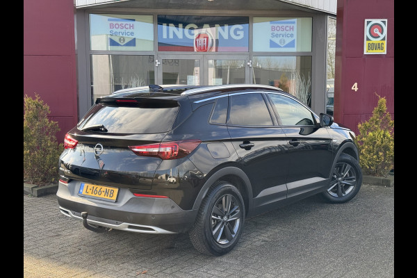 Opel Grandland X 1.2 Turbo Business Executive