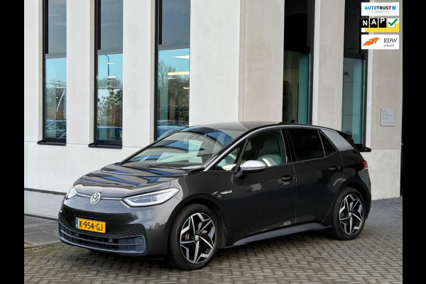 Volkswagen ID.3 First Plus 58 kWh, eerste eigenaar, achteruitrijcamera, nederlandse auto met nationale auto pas, vele opties