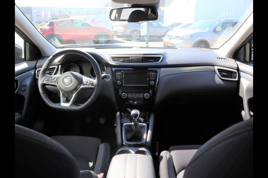 Nissan QASHQAI 1.3 DIG-T N-Connecta | Panoramadak