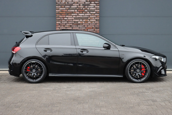 Mercedes-Benz A-Klasse AMG 45 S 4MATIC+ Premium+ Aut8 | Aerodynamicapakket | Distornic Pro | Performance Stoelen | Contourstoelen | Schakelbare Uitlaat | Stuurwieltoetsen | Memory | Burmester |