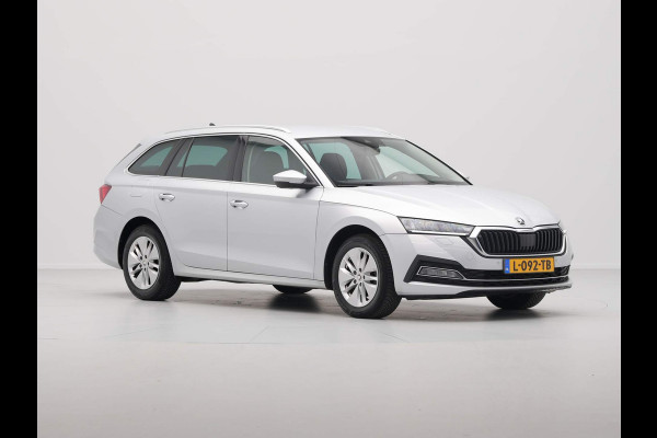 Škoda Octavia Combi 1.0 TSI 110pk Ambition Navigatie Pdc Stoelverwarming Clima