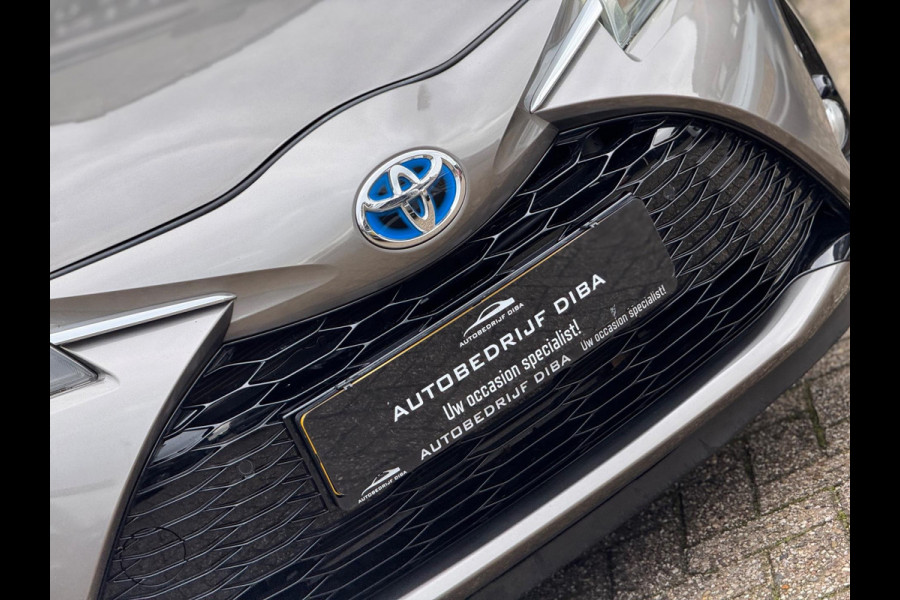 Toyota Yaris 1.5 Hybrid Bi-Tone Plus 2018 AUT NAVI CLIMA NAP