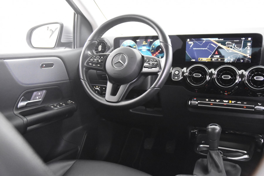 Mercedes-Benz B-Klasse B 180 *1ste Eigenaar*Navigatie*Leer*Stoelverwarming*