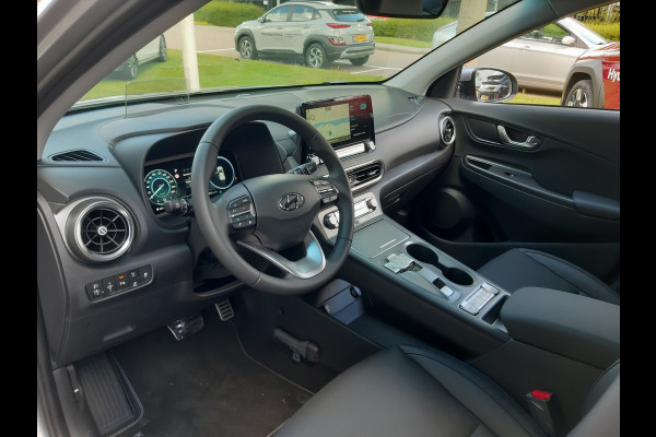 Hyundai Kona EV Business 64 kWh | Navigatie | HUD | stoelverwarming voor | PDC voor |