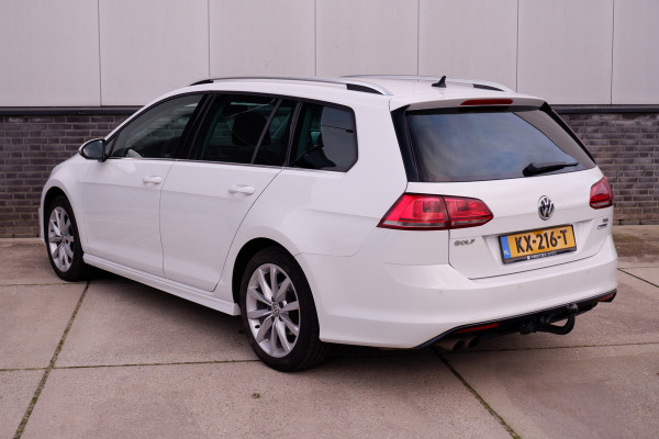 Volkswagen GOLF Variant 1.4 TSI Connected Series R-Line | Trekhaak | Navi | Camera | PDC | Carplay | Cruise