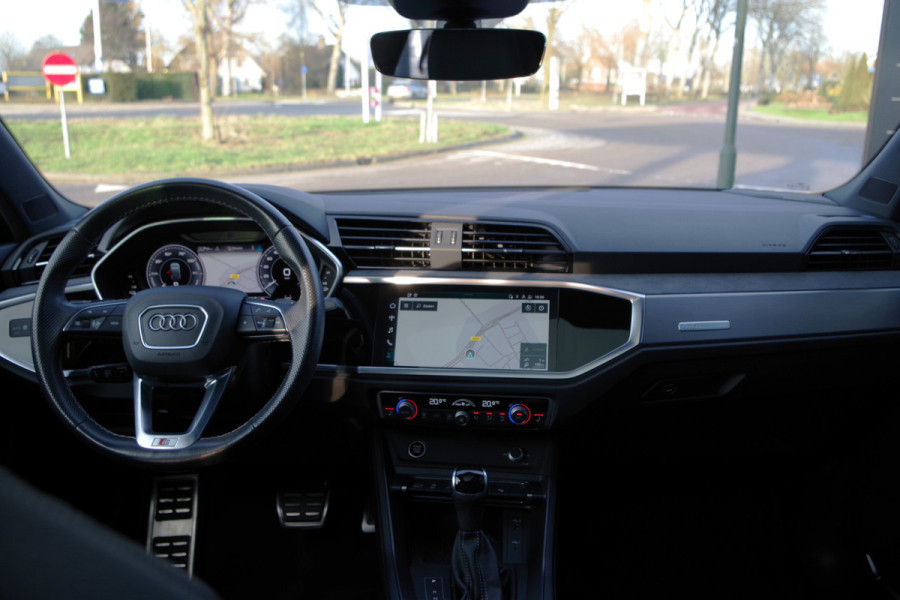 Audi Q3 Sportback 45 TFSI e 245 PK S-Line Edition PHEV, Panoramadak, B&O Sound, Sfeerverlichting, 360 Camera, Adap. Cruise Control