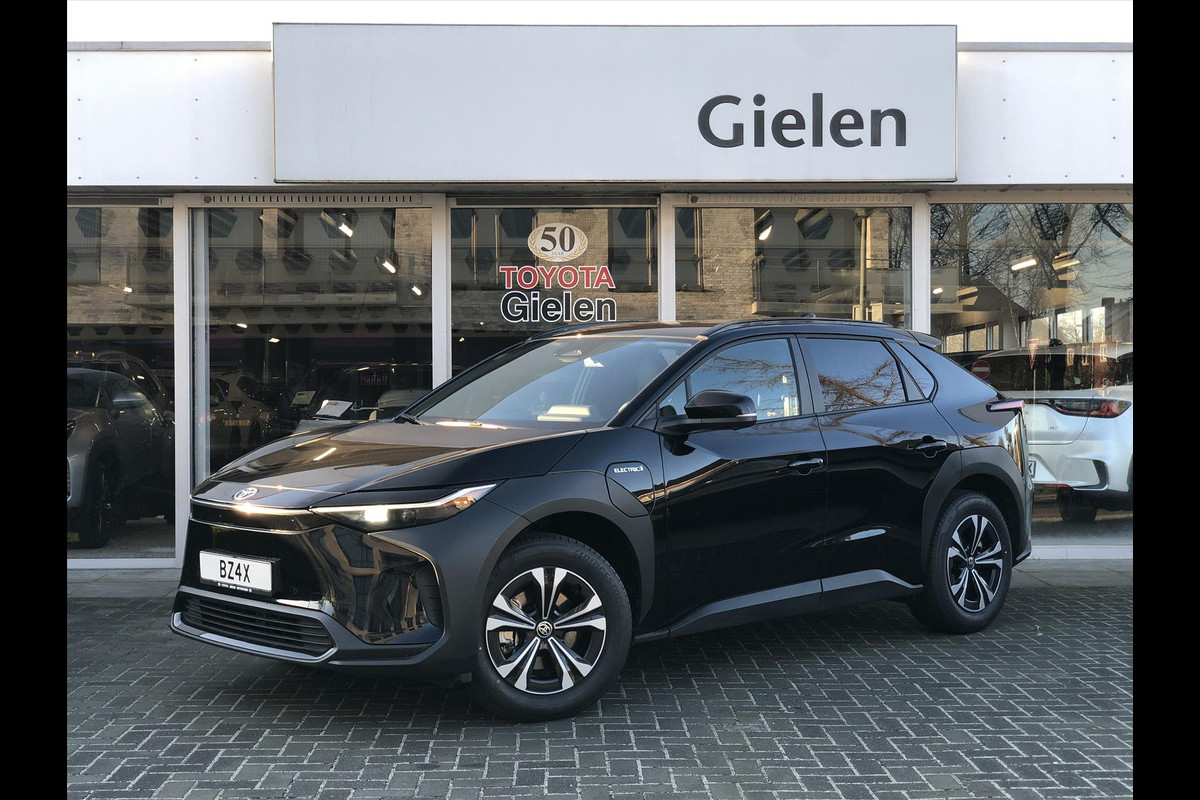 Toyota Bz4x 71,4 kWh 204pk Dynamic | Groot scherm, 360 Camera, Parkeersensoren, Elektrische achterklep, LED, Stoel + Stuurverwarming