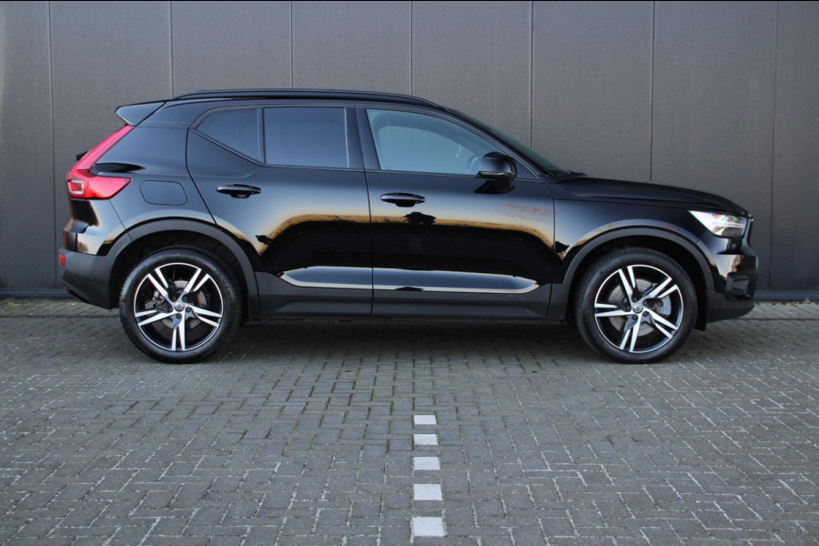 Volvo XC40 1.5 T5 Recharge R-Design | Pano | BLIS | H&K | Keyless