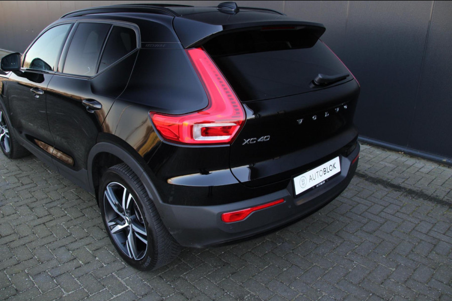 Volvo XC40 1.5 T5 Recharge R-Design | Pano | BLIS | H&K | Keyless