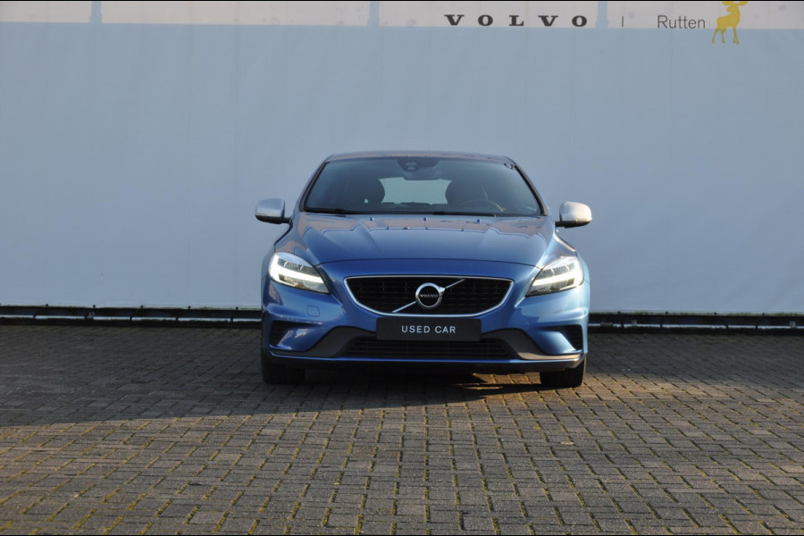 Volvo V40 T4 190PK handgeschakeld Business Sport Cruise control / Standkachel / Parkeersensoren achter / Bluetooth / Navigatie / Stoelverwarming /