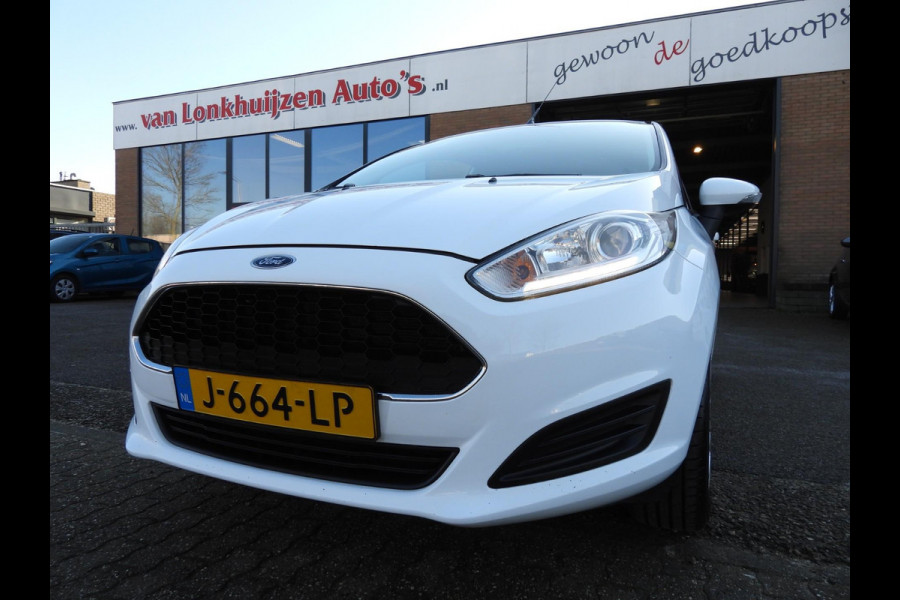 Ford Fiesta 1.0 Style Essential NAVI/AIRCO/BLUETOOTH!