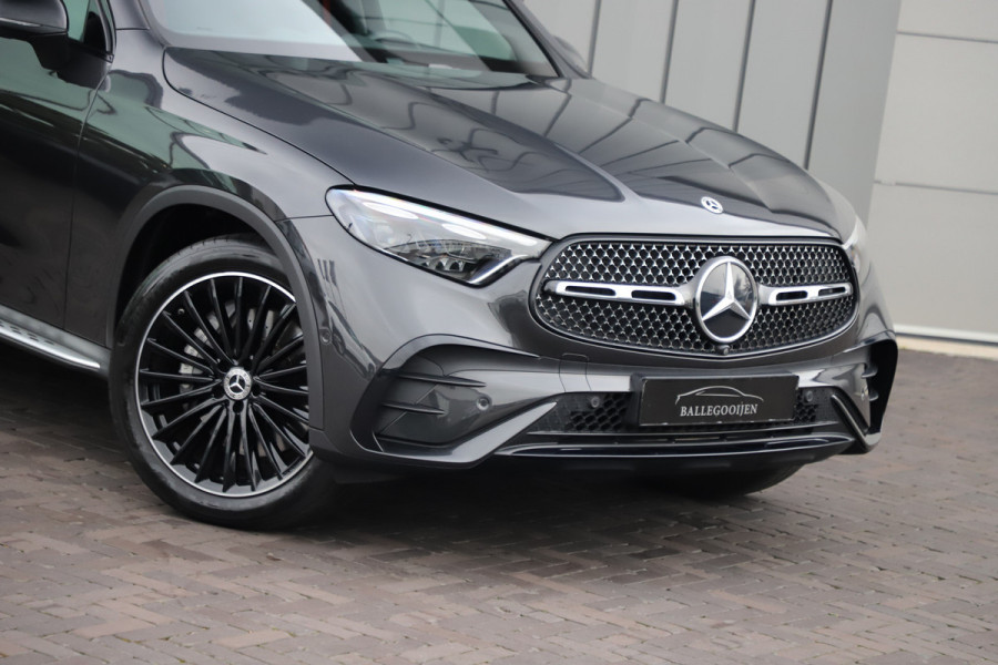 Mercedes-Benz GLC 300 AMG 4-Matic Aut9 258PK | Head-up | Keyles-go | Burmester | Pano | Sfeerverlichting | Digital-light | 2023.