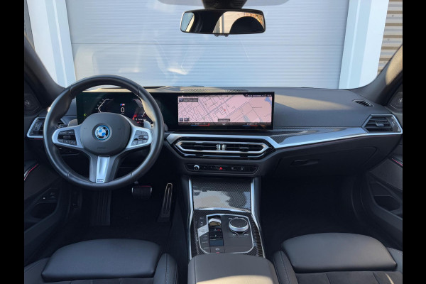 BMW 3 Serie Touring 330e xDrive Carbon/Pano/Laser/M Pakket