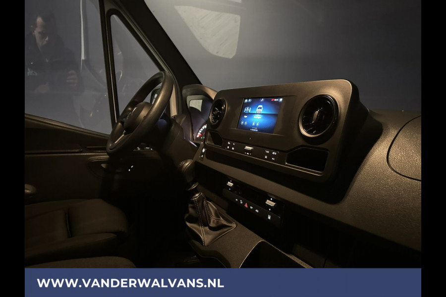 Mercedes-Benz Sprinter 314 CDI 143pk L2H2 Euro6 Airco | Camera | Navigatie | Apple Carplay | Android Auto Bijrijdersbank