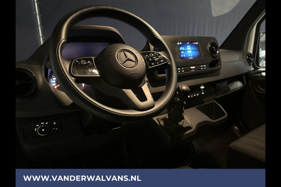 Mercedes-Benz Sprinter 314 CDI 143pk L2H2 Euro6 Airco | Camera | Navigatie | Apple Carplay | Android Auto Bijrijdersbank